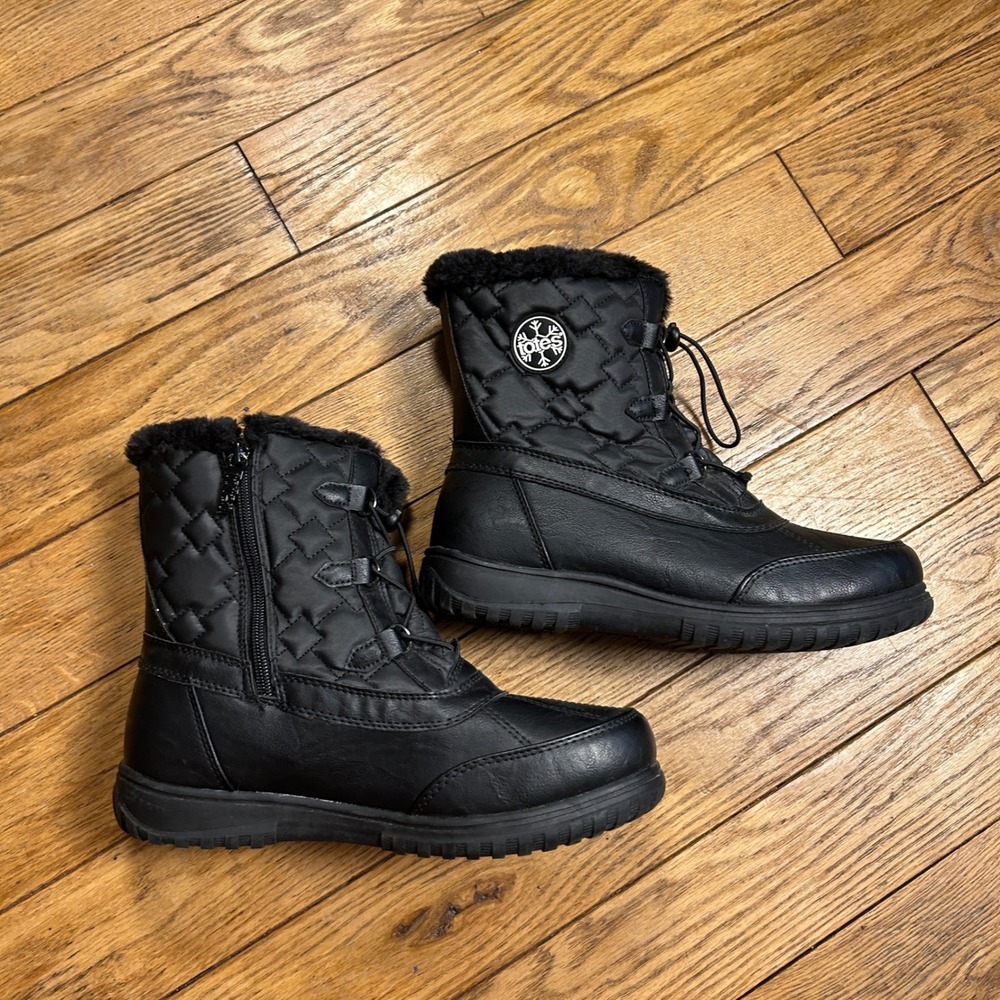 Totes Adrian Women Black Quilted Faux Fur Lined Winter Snow Boots Size 10M
